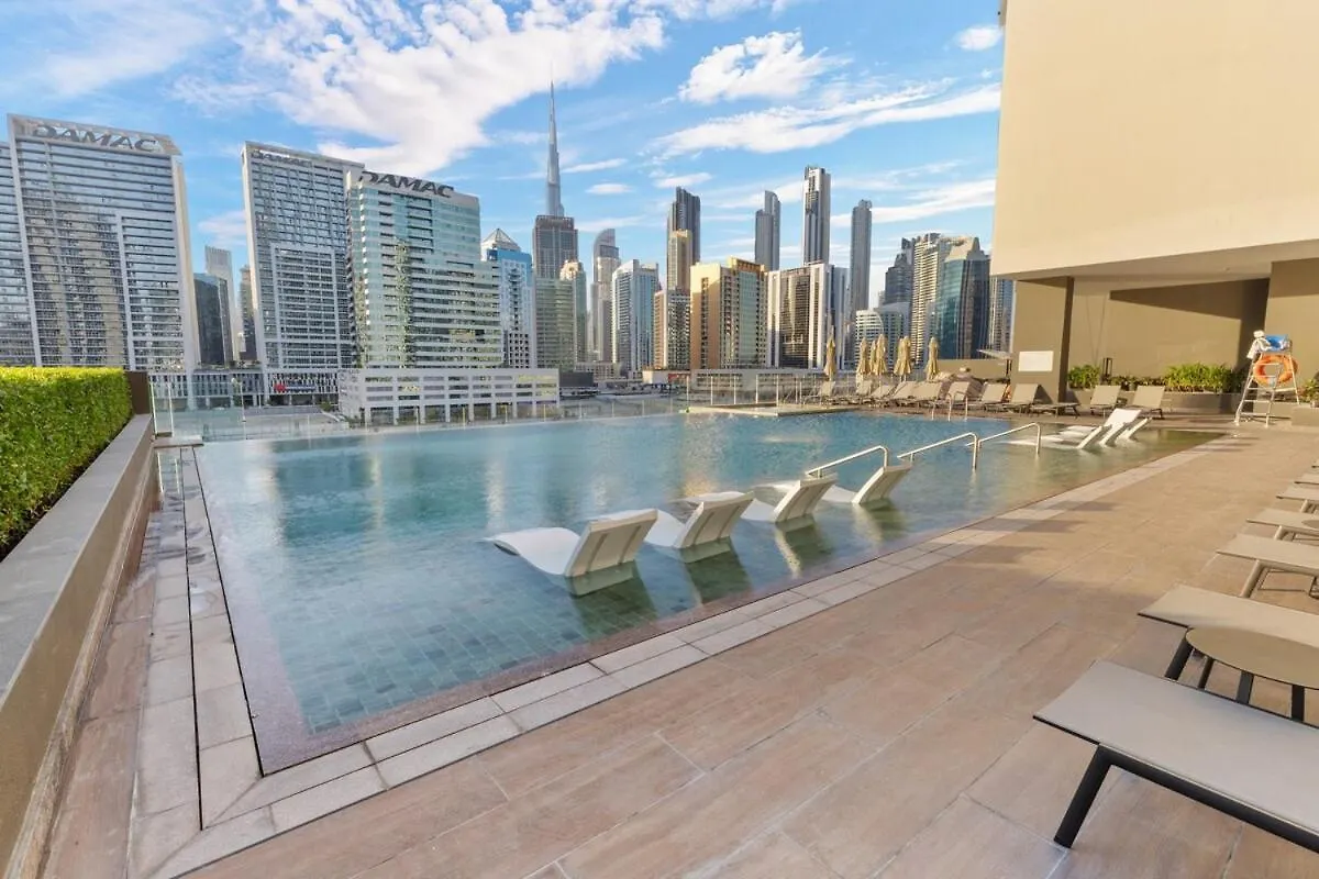 דירות דובאי Waves - Stunning 1Br With Huge Terrace & Scenic Views