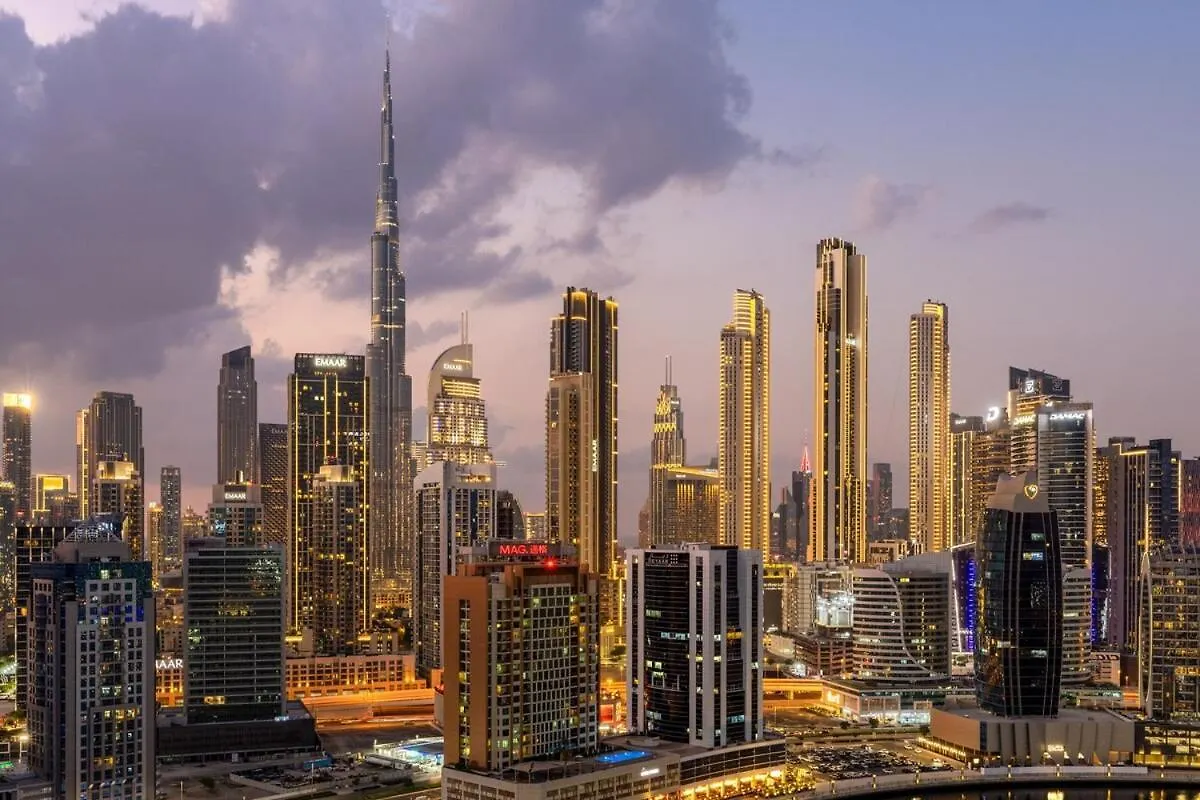 Waves - Stunning 1Br With Huge Terrace & Scenic Views Apartment Dubai